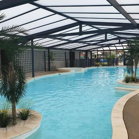 مكان تخييم Camping De Deauville سانت أرنولت